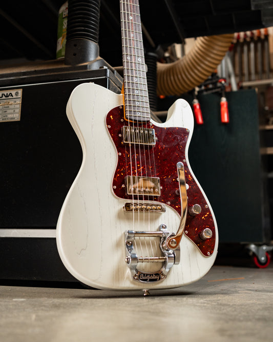 *PRE-ORDER* Jennings Navigator - Olympic White