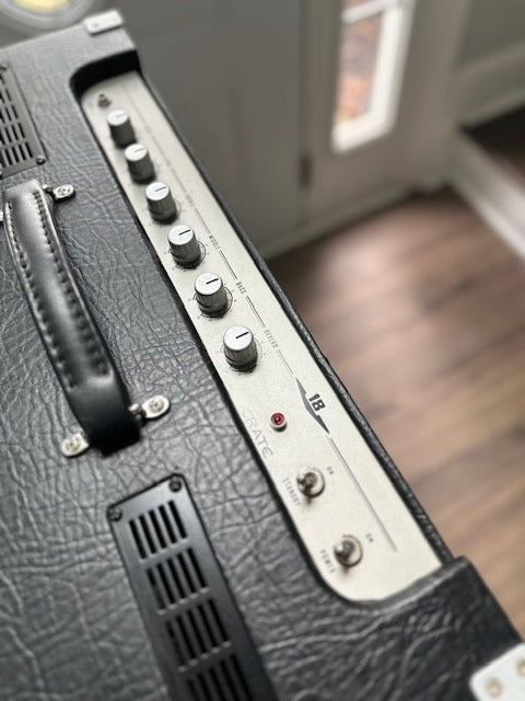 Crate V18 Tube Amp